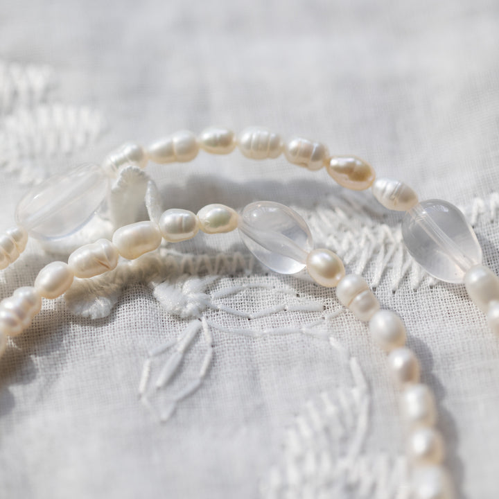 Whispering Pearls & Dewy necklace